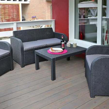 Tatil Evi Ferienhaus Rotdorn - Haus Sued Strukkamp auf Fehmarn